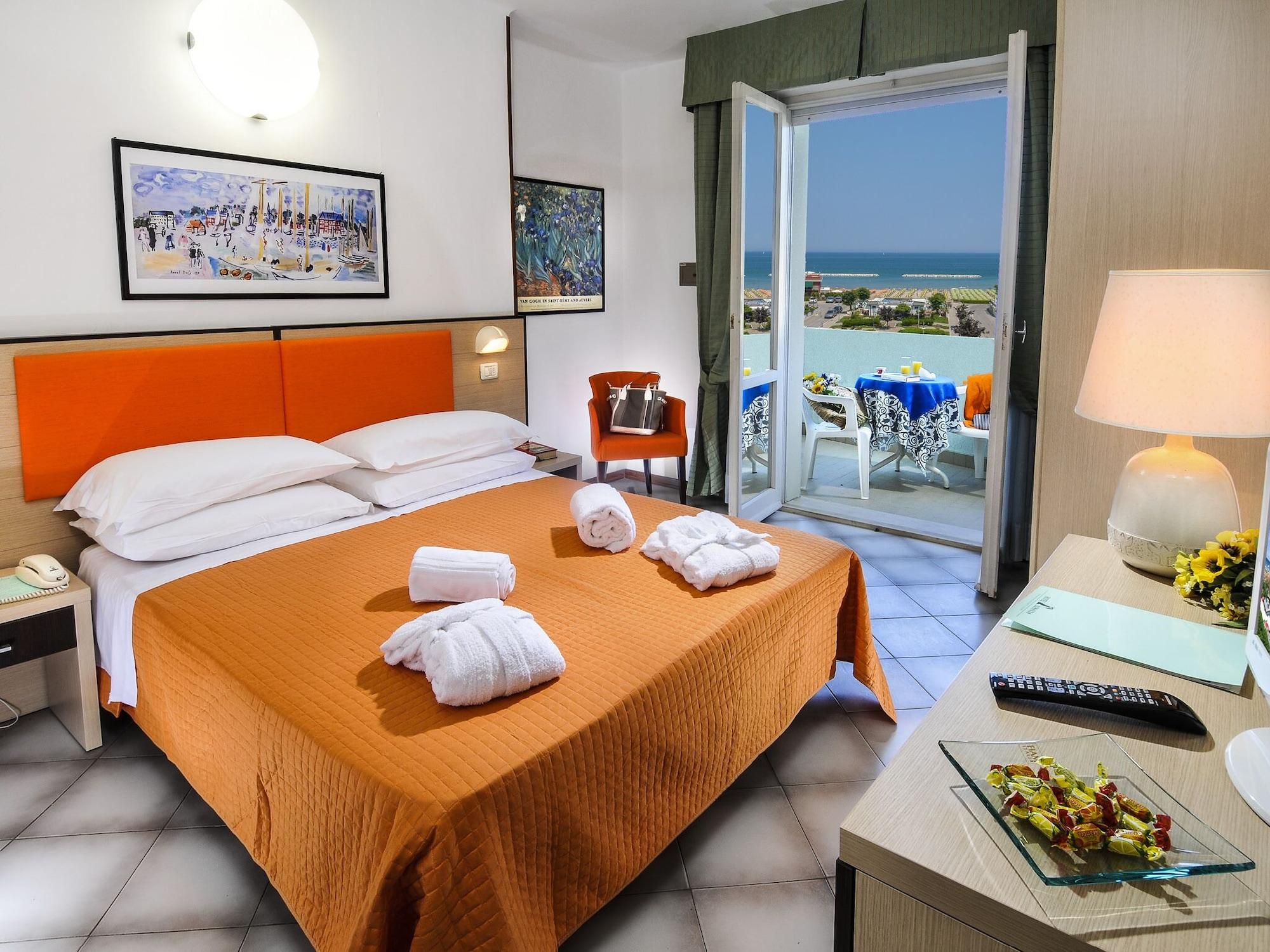 Hotel Losanna Gabicce Mare Bagian luar foto