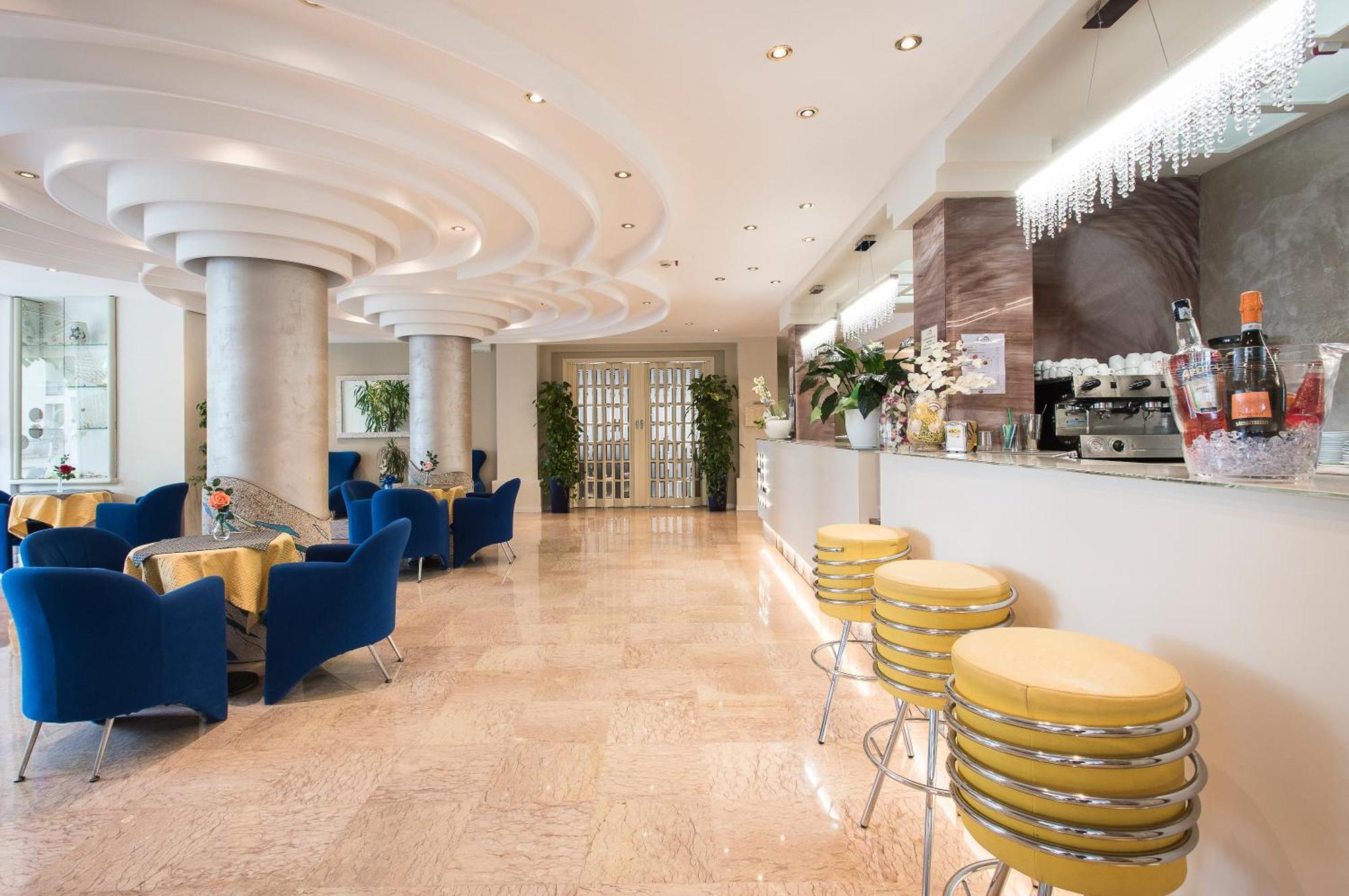 Hotel Losanna Gabicce Mare Bagian luar foto