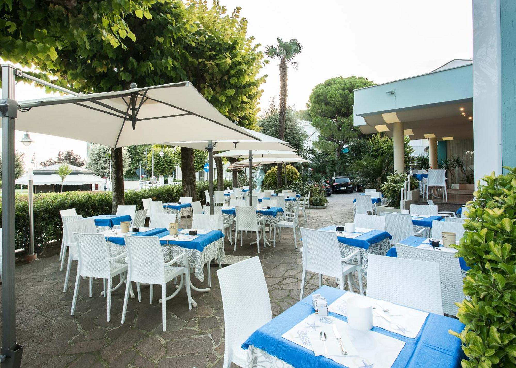 Hotel Losanna Gabicce Mare Bagian luar foto